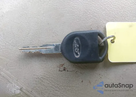 2005 Lincoln Navigator z USA, uszkodzony, nr VIN 5LMFU27575LJ14135